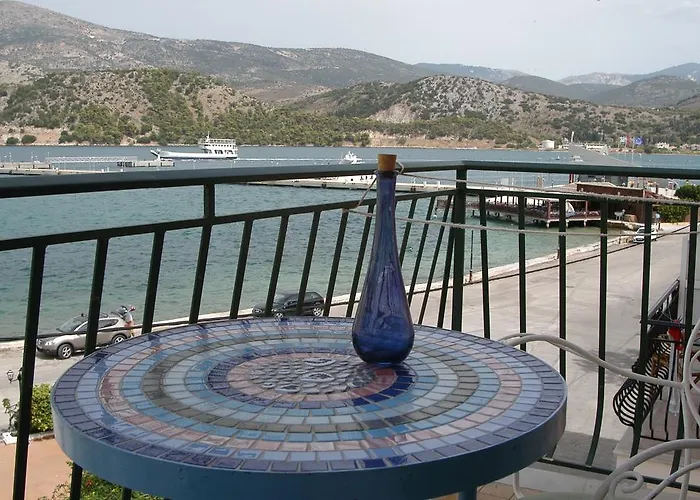 Marina 3*