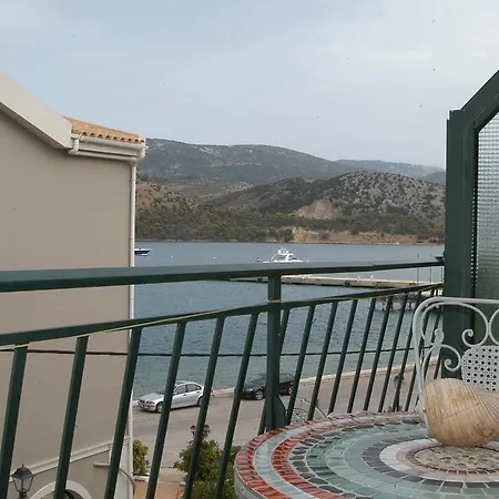 בית הארחה Marina ארגוסטולי